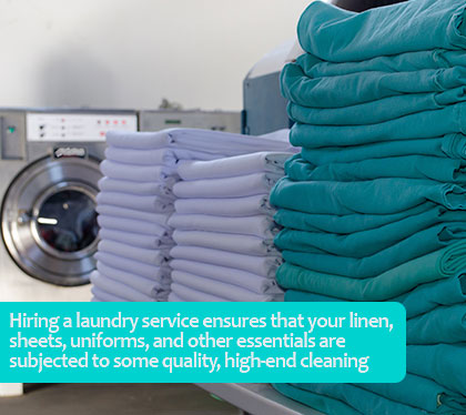 Benefits of Using a Commercial Laundry Service in South Miami